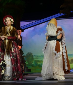 Lady Cathrine and Anne